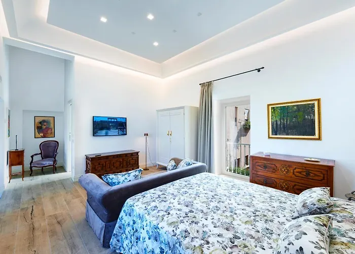 Mary'S Guest House